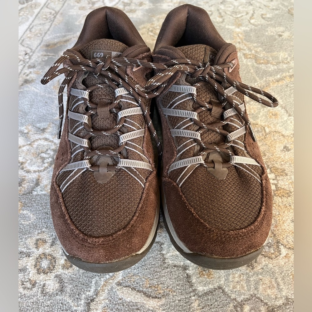New Balance 669 Hiking Shoes, Unisex 7.5 D, Brown, VGUC, Wide
